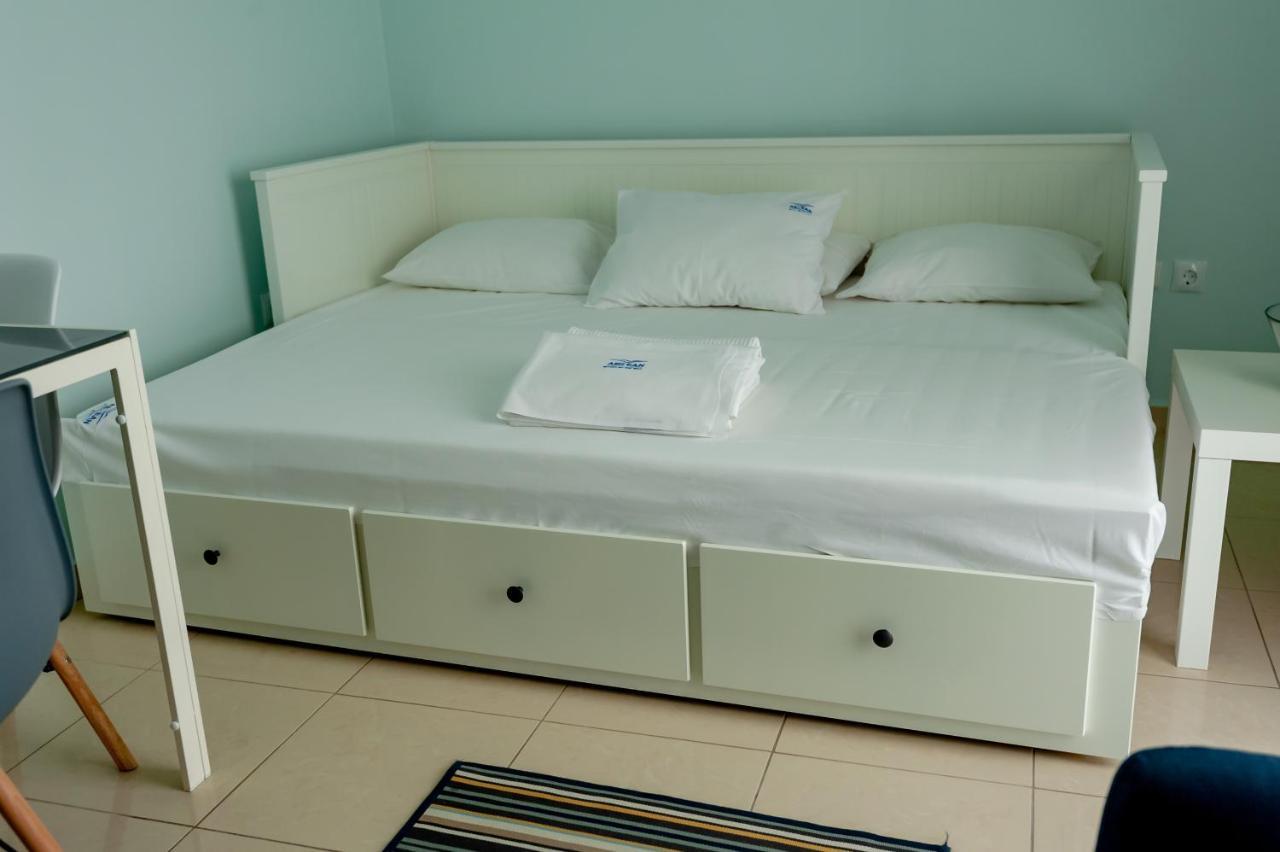 Aegean Studio By The Sea II Apartman Peraía Kültér fotó